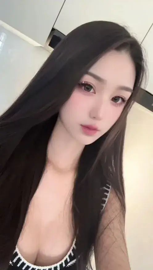 杭州此女美的让人爱护 现场拍摄照片 (浙江 - 杭州)