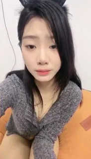 7aiTV栏目：#主播 发烧铜锣烧G奶学生妹美到炸肛丸裸舞自慰2 精彩封面