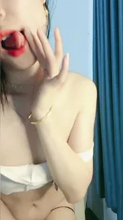 #主播 星月 完整无删减版在线看