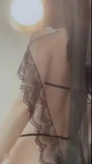 7aiTV题材必看：#黑料事件 斗鱼极品性感主播小露西西 封面图