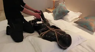 91视频官方收录：#主播 萝莉制服捆绑窒息调教