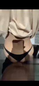 全网精选高分作品推荐：后入式少妇