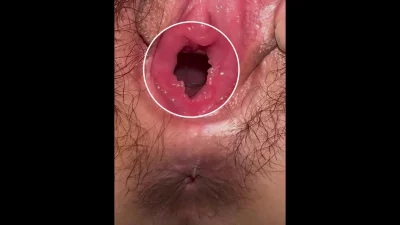 女友的超粉逼洞！一眼看到宫颈 - 1080P超清画质展示图
