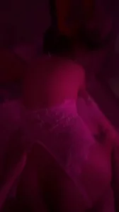 正在播放：离异大奶少妇 (全网精选频道)