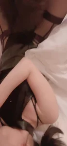 正在播放：白嫩娇妻同意给大屌单男上 (全网精选频道)