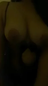 大奶子女上 完整无删减版在线看