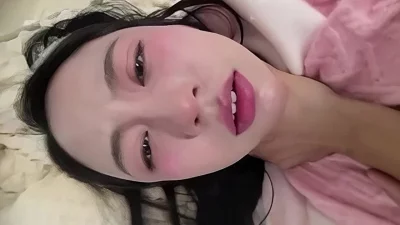 全网精选题材必看：纯欲高潮脸女神御姐被调教成骚母狗掐脖爆操高潮迭起爽飞了 封面图