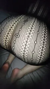 第三十集 原创夫妻 操BBW情趣丝袜肥臀，淫水流淌 优质原创视频在线直达
