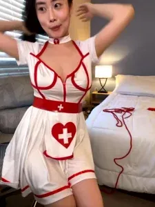 【章哥经典】美乳美臀眼镜风骚御姐2 - 高清流媒体极速加载