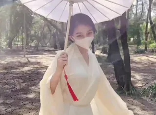 【全网精选】性视界xsj163我的反差古风女友 现场高清截图