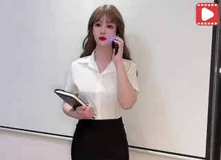 91社区热议作品：性感丰满的班主任以身授课-师师 实拍