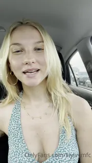 “我上周拍摄了这段视频，但没有足够的wifi上传。("I took this video last week but didn’t have decent enough WiFi to upload it.\n\nMy most important “trick” in relationships to maintain passion.✨ - 实时更新的高清全网精选资源