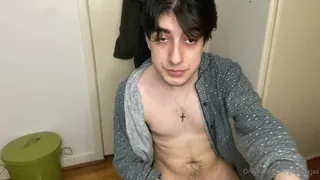 “谁想舔暨清理我的公鸡”("who wants to lick the cum clean off my cock") 玩家亲测好评资源