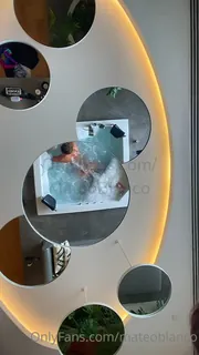 全网精选栏目：“你喜欢天花板镜子吗？ 精彩封面