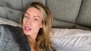 查看 “今天无法控制地角质！让自己变得暨，拉起我的丁字裤，离开！ 的详细介绍与播放