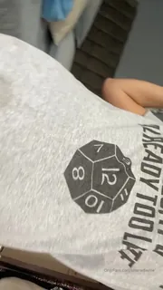 “来吧，让我们谈谈书呆子和肮脏！”("Come and lets talk nerdy and dirty!") 手机浏览器流畅观看预览