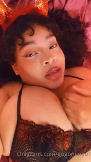 全网精选题材必看：“希望这是你的舌头 封面图