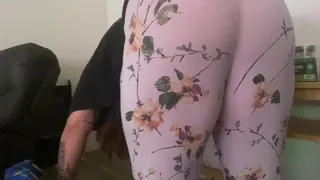 “ Lexie撕开了一些超长的特写镜头睡衣裤放屁！@gassylexi”("Lexie Ripping Some Super Long Closeup Pajama Pants Farts! @gassylexi") 优质原创视频在线直达