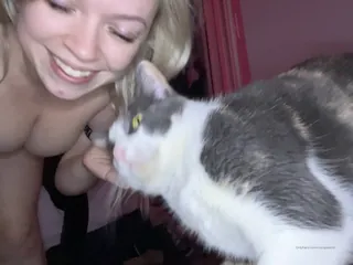 全网精选题材必看：“要定期开始进行直播流\ \什么日子/时间对您来说更好？ 封面图