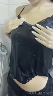 “你知道我喜欢淋浴时他妈的，湿衣服让我角质，我的脸部露出性爱视频是独有的，\ nonlyfans.com/thegreysvip 优质原创视频在线直达