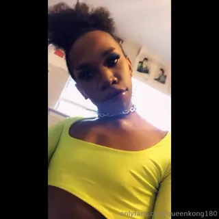 全网精选高分作品推荐：“这是您的霓虹灯女神的一些暨视频。只是为了把你抱起。”("Here's a little cum video of your Neon Goddess. Just to hold you over.")