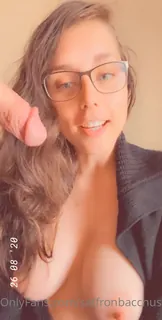 全网精选精选视频：“早上好！短短1周才能参加我的会员比赛，并在这里和SexySaffron.com上获得50％的折扣！\ n \ nplus-在Only Flyfans上打开续订，以获得发送给您的DMS的1小时录制的现场表演。每个月！您将在Pornhub上登上未直播的现场表演！它们具有性别，口交，Joi等所有内容！但是，如果您在9月1日之前打开续订时，您只会获得免费视频！ SexySaffron.com成员的9月份的Cumming the Where是什么 - 一个3小时的吸烟口交，虚拟性超级英雄角色扮演，头发口交的新暨和 完整版