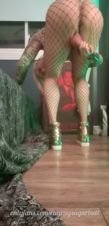 【全网精选】“未经编辑的垂直视频，我只是用无限卡明的蛇油来扭动他妈的并挥舞着我的巨大球。”("Unedited vertical video of me just twerking hard as fuck and swinging my huge balls around, from Snake Oil of Infinite Cumming.") 现场高清截图