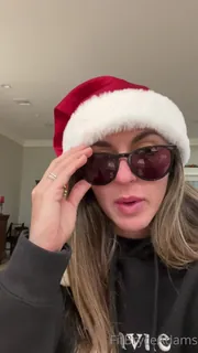 “ *** XMAS现场表演更新！*** **视频带有详细信息！ fitbryceadams \ n@tmotp”("***Xmas Live show update!*** **Video with details!** (HD copies coming asap) There’s still time, TIP this post below for a copy 手机浏览器流畅观看预览