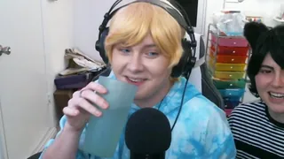 “流于02/01/2023 08:23 PM \ n \ n;）”;）”("Stream started at 02/01/2023 08:23 pm\n\n;)") 完整无删减版在线看