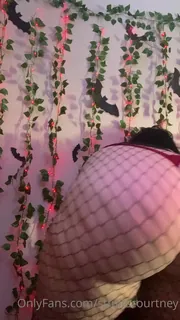 全网精选精选视频：“已经有一段时间了，因为我发布了一个赃物摇晃的视频。("It’s been awhile since I’ve posted a booty shaking video  完整版