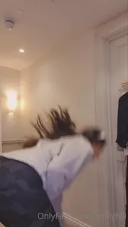 “对于那些想知道我有几个问题的人，我想知道我实际上尝试过的事情。”("For the people that wanted to know what I actually tried on since I got a few questions  完整无删减版在线看