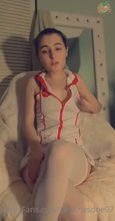 【全网精选】“护士给您BJ，以帮助您的不适〜\ n \ n*[如果您希望我将其发送给您的DMS〜]*”("Nurse gives you a BJ to help with your discomfort ~♡\n\n*[tip $5 on this post if you'd like me to send it to your DMs ~]*") 现场高清截图