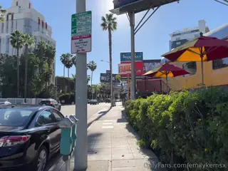 91视频推荐：“你们看我的OFTVS吗？！今天我尝试了Doughbriks ！！ 手机在线播放