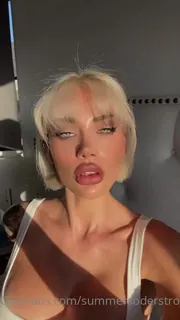 “快乐星期六☀️”("happy saturday ☀️") - 高清在线观看