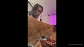 “瑞士人和奇基（Kiki）拿到了他们的猫nip盒子！他们真高兴！！看到他们开心总是让我高兴！”("Swissy and Kiki got their cat nip box! They are so happy!!!! It always brings me so much joy to see them happy!") 玩家亲测好评资源