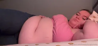 “ * 6.5分钟的胖聊天 +独奏游戏;） * \ n \ n \ n \ n \ nafter在我的生日晚餐中三培菜，我很高兴能回到床上，分享我今晚沉迷这么多的伤害。躺在这里，懒洋洋地谈论我的晚餐，使我变成了如此角质的腿，我忍不住与自己玩耍，并想到了我20岁生日那天狂热的想法。("* 6.5 minute fat chat + solo play ;) *\n\nafter three courses of fondue for my birthday dinner, i was so excited  - 1080P超清画质展示图