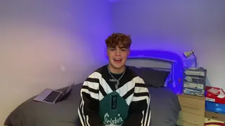 “英语大学生活中的一周！| Fiddy Rhett \永远不知道英国学习什么？ -rhett \ nonlyfans.com/fidrhett“("Week in the Life of English University! | Fiddy Rhett \nEver wonder what studying in the UK would be like? @fidrhett brings us around his week as a uni student, can you keep up?\nWa - 极具视觉冲击力的全网精选内容