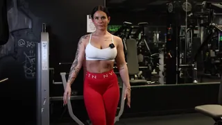 91社区热议作品：“专业的胸部日| Lala Lifts \ ngetTo to to to Your jutine to Your Post-op可能很困难，如果您想回到健身房，@LalalAlifts将使我们度过完美的后胸日。\ nwatch更多： .tv/lala-lifts \ nonlyfans.com/lalalifts“("Specialized Chest Day | Lala Lifts \nGetting back to your routine post-op can be difficult, an 实拍