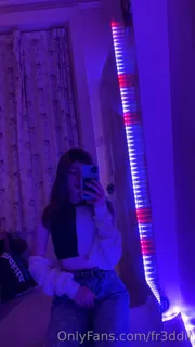 “我的约会明天不确定他们是否想拍摄，但我认为体验会很棒，我会尝试获得一些性感的照片xx”("My date tomorrow Isn’t sure if they want to film or not but I think the experience will be great I’ll try get some sexy pics xx") 最新更新资源合集