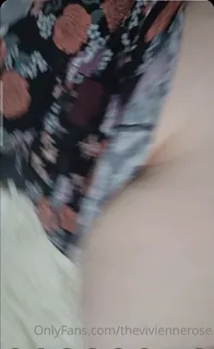 正在播放：“我的屁股越大，中间袖口就越长大。”("The bigger my ass gets, the more that cuff in the middle grows.") (全网精选频道)