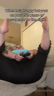 91视频推荐：“如果我4月21日至23日我去芝加哥exxxotica，你会来看我吗？”("Will you come see me if I go to Chicago exxxotica April 21-23?") 手机在线播放