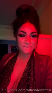 “好吧，帮助我一劳永逸地解决这个问题吗？("Okay help me settle this once and for all, do I have a long tongue?? .. And would you like to see me do more with it?  玩家亲测好评资源