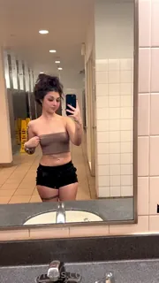 “告诉我我很可爱，因为它的truuuu - 高清在线观看