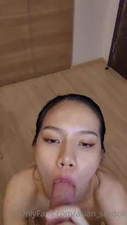 91视频官方收录：“ 11分钟的手淫剪辑。我认为，如果您喜欢脚，您会非常喜欢这一点。”("11 min masturbation clip. I think you will like this one a lot if you like feet