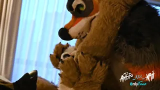 “帕皮有点角质，为他所有的朋友们演出〜''("Papi gets a bit horny and puts on a show for all his friends~") - 高清流媒体极速加载