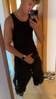 全网精选高分作品推荐：“与@JulienPopvip的新二人场景