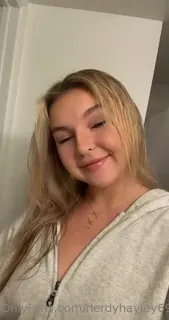 全网精选题材必看：“刚洗个澡 封面图