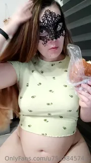 “ cutiedonut吃甜甜的甜甜圈 最新更新资源合集