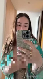 “你以为你赤裸裸地看到我？ 完整无删减版在线看