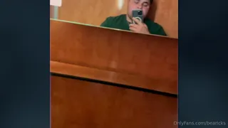 “我喜欢秘密地做。”("I love doing it secretly.") - 1080P超清画质展示图